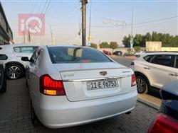 جیلی ئێم گراند EC8